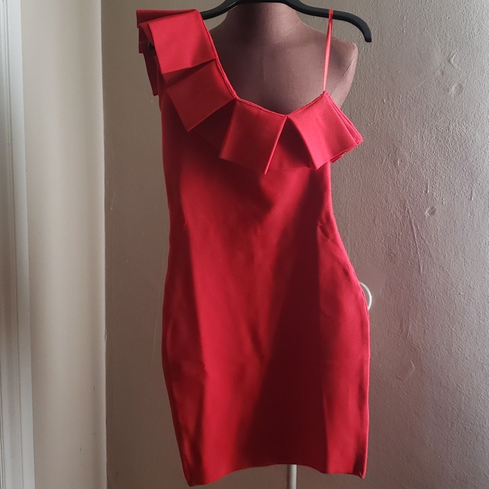 Few Moda New York One Shoulder Red Ruffle Dress - Picture 2 of 7